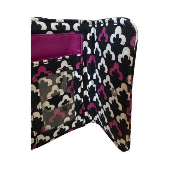 Vera Bradley Canterberry Magenta Wallet Retired Pattern 5.5" Tri Fold Snap Close - Picture 6 of 12